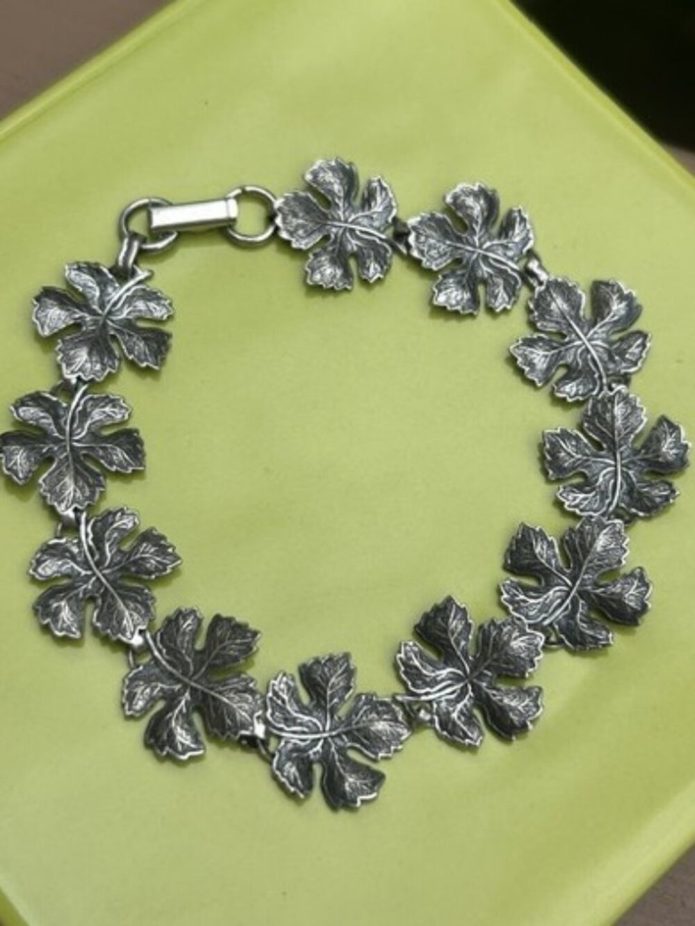 BEAU Sterling Silver Repousse Leaf Link BRACELET